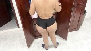 Camera records and catches the hot maid - 4 image