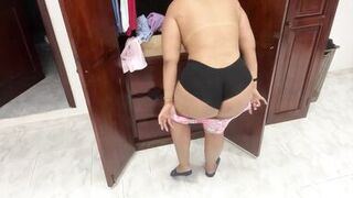 Camera records and catches the hot maid - 5 image