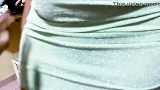 ME FOLLO A MI MADRASTRA VENEZOLANA AL LLEGAR AL HOTEL LUEGO DE VIAJAR CON MI PADRE - 6 image