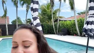 Getting a sloppy blowjob outside by the pool from thick Latina Carmela Clutch - 3 image