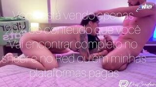 Delivery man gets along well and eats a hot brunette at the time of delivery, everything was recorded for the corninho to see! - 13 image