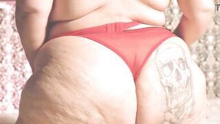 Santa let mommy down and she had to come alone - Mary Jhuana - 7 image