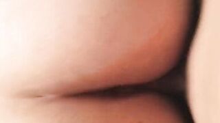 My wife is cleaning without panties to seduce me - 5 image