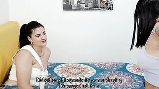 Hawt lesbos eagerly take up with the tongue every other's love tunnels - Porn in Spanish - 3 image