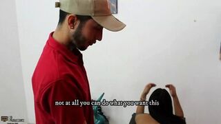 Erotic massage with oil to a sexy cutie in her large a-hole - Porn in Spanish - 1 image