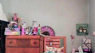 Playing like I'm giving a oral pleasure then I slip it up my fur pie - 12 image