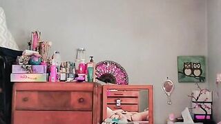 Playing like I'm giving a oral pleasure then I slip it up my fur pie - 13 image