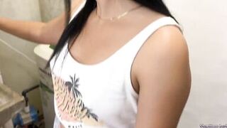 Beautiful Married Woman Milf Washing and Cleaning in my House has a Big ASS - 4 image