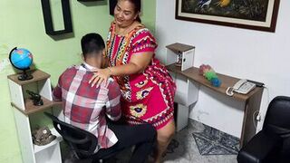 I fuck the employee in the office - 1 image