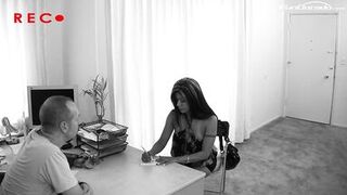 Latina nimmt riesen schwanz fuer job - 2 image