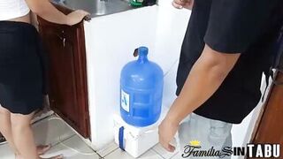 Real Thick Ass Wife Gets Fucked Raw By Her Husband's Best Friend - 6 image