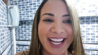 Minhas amigas me fuderam Agatha Kent