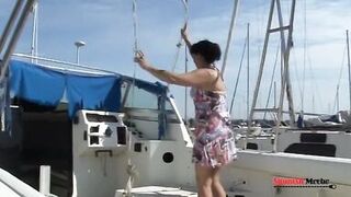 La exhibicionista salida - 3 image