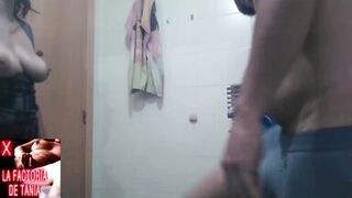 He fucks his stepmother before taking a shower - 2 image