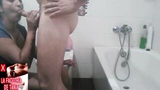 He fucks his stepmother before taking a shower - 8 image