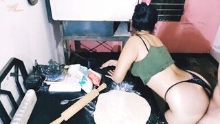 Mi madrastra bebe un vaso de viagra y se pone muy cachonda - 6 image