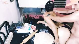 Mi madrastra bebe un vaso de viagra y se pone muy cachonda - 7 image