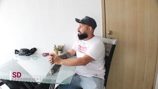 My husband's friend comes home, and ends up fucking my pussy - 5 image