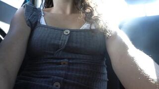 Me masturbo en el UBER | MILF Latina - 5 image