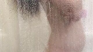 Caught Her In The Shower Fresh Pussy