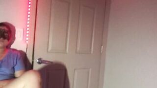 Thick Latina loves to play with her wet pussy - 11 image