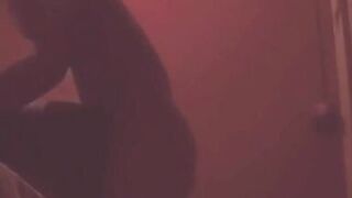 Colombiana enfadada gritona