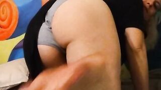 Blonde sucks and licks soles and toes after showing off - 5 image