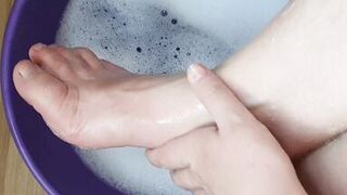 Feet wash after feet job witch cum - 11 image
