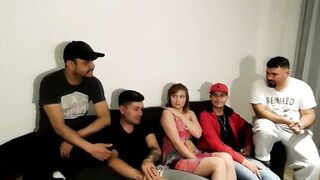 EN CUARENTENA UNA SECION DE TERAPIA TERMINA EN UNA ORGIA IMPRESIONANTE - 2 image