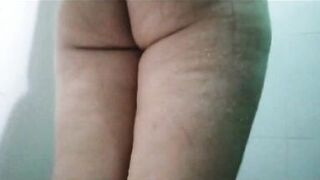 I spied on my mamasita neighbor while bathing and when she realized it, I put her to suck my dick (part 1) - 2 image