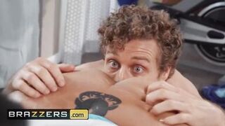 Brazzers - BBW Dummy Thicc Sofia Rose Gets Fit Cock - 5 image