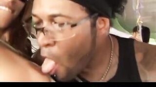 brazilian beach bangers - 4 image