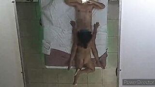 Mi mujer me lo chupa rico y bebe todo el goo de mi vergota. - 4 image