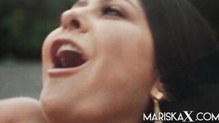 MARISKAX Lalin Girl Mariska has her arse stretched by a BBC