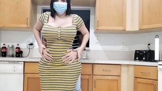 BIG ASS STEPMOM CANT GO OUT WITH CORONAVIRUS LOCKDOWN SO SHE FUCKS HER SON - 9 image