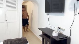 My housemate me hard in the shower - 4 image