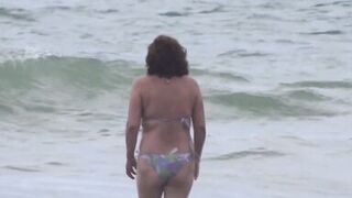 had sex on the beach with my stepbrother, huge cumshot in my pussy - 5 image