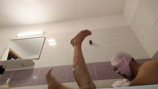 Amateur couple takes a bath, wife with hairy pussy, big ass, big tits. - 14 image