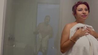 Letzy Lizz and Andres Acosta's steamy shower show with dirty talk and big tits - 6 image