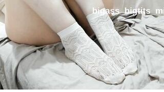 Bigass_bigtits_milf indulges in toe-curling foot fetish with her white socks on - 4 image