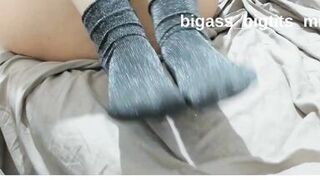Watch curvy european amateur MILF's SOCKS-FEET-FEET-FOOT-FOOT fetish come to life!