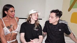 Keilabassi77 & Primiciax share a tight pussy & give a messy facial while playing with a skinny dude - 3 image