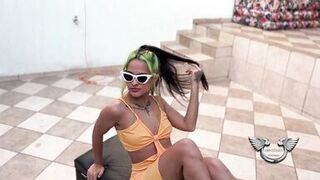 Lady Milf's tight, warm feet make him cum hard with her sexy latina ass